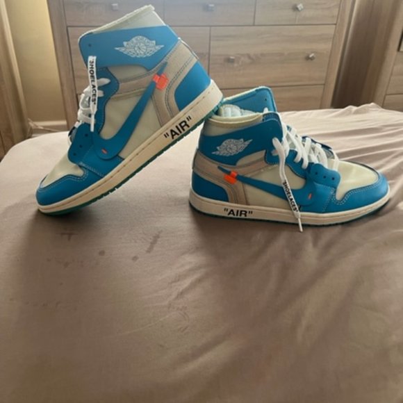 Jordan 1 Retro High Off-White University Blue Size 11 main image 4